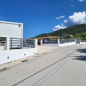 Ξενοδοχείο Βουρβουρού Βουρβουρού